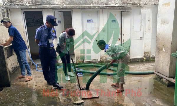 Hút Hầm Cầu Tại Hoa Lư